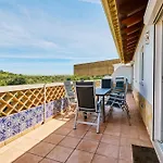 Lovely Hugh Close To Beaches Up To 10 Sleeps Feriehus