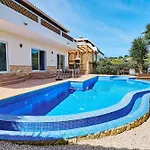 Lovely Hugh Close To Beaches Up To 10 Sleeps * Hortas do Tabual