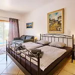 Lovely Hugh Close To Beaches Up To 10 Sleeps * Hortas do Tabual