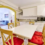 Lovely Hugh Close To Beaches Up To 10 Sleeps * Hortas do Tabual