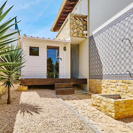 Feriehus Lovely Hugh Close To Beaches Up To 10 Sleeps Hortas do Tabual