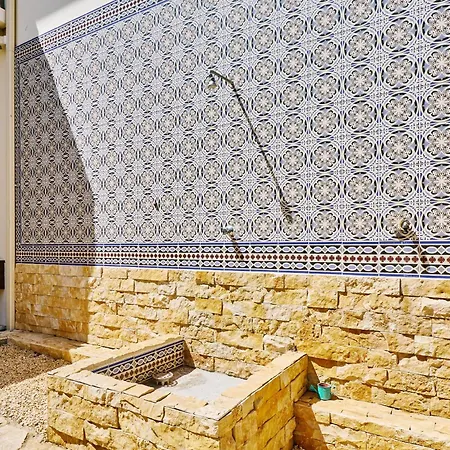 Lovely Hugh Close To Beaches Up To 10 Sleeps