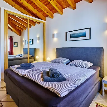 Lovely Hugh Close To Beaches Up To 10 Sleeps בית נופש *