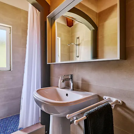 בית נופש Lovely Hugh Close To Beaches Up To 10 Sleeps *