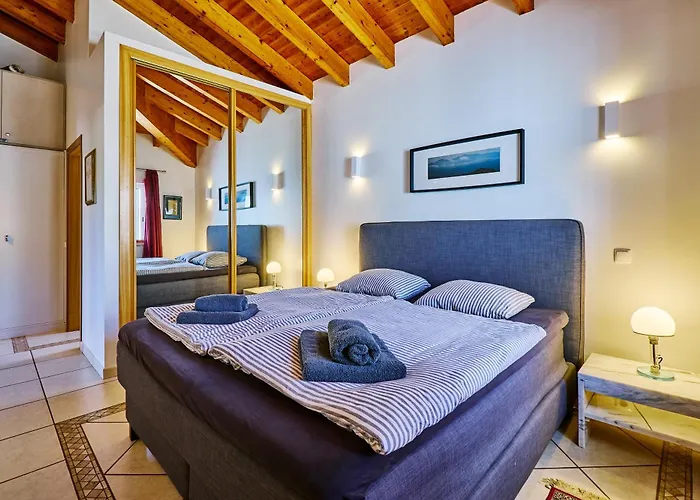Lovely Hugh Close To Beaches Up To 10 Sleeps Nyaraló *