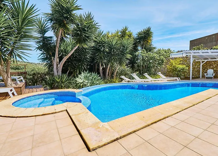 Lovely Hugh Close To Beaches Up To 10 Sleeps Nyaraló Hortas do Tabual