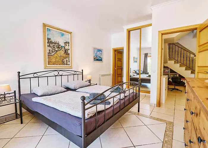 Lovely Hugh Close To Beaches Up To 10 Sleeps Nyaraló *