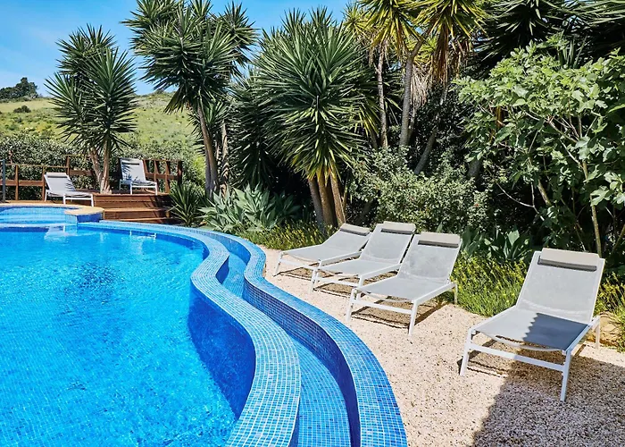 Lovely Hugh Close To Beaches Up To 10 Sleeps *