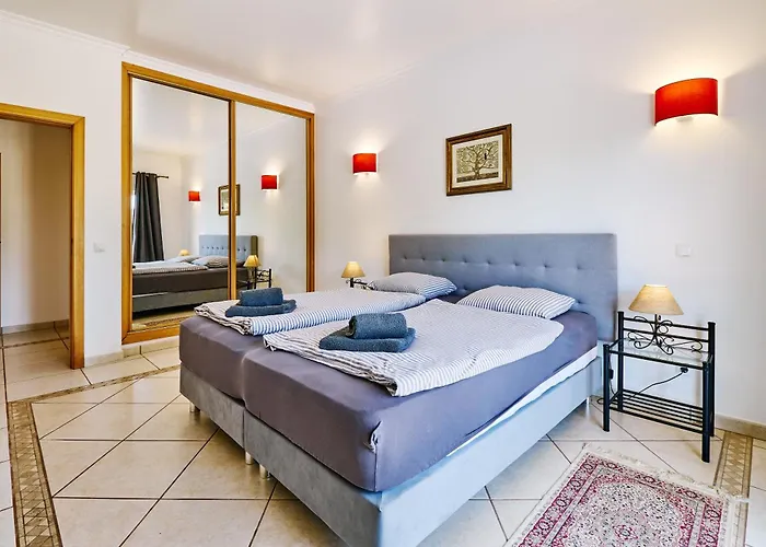 Nyaraló Lovely Hugh Close To Beaches Up To 10 Sleeps Hortas do Tabual