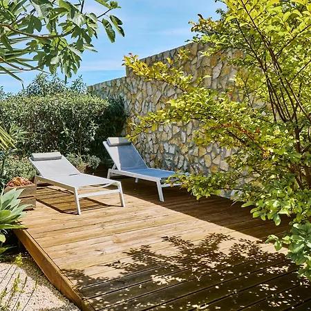 Lovely Hugh Close To Beaches Up To 10 Sleeps 度假居 Hortas do Tabual