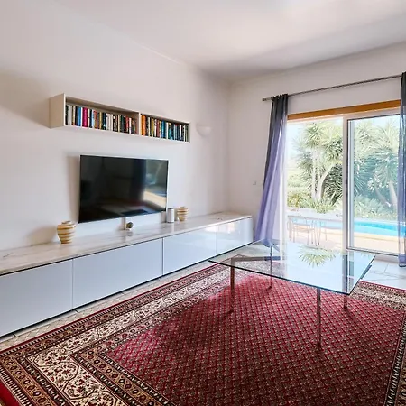 Lovely Hugh Close To Beaches Up To 10 Sleeps